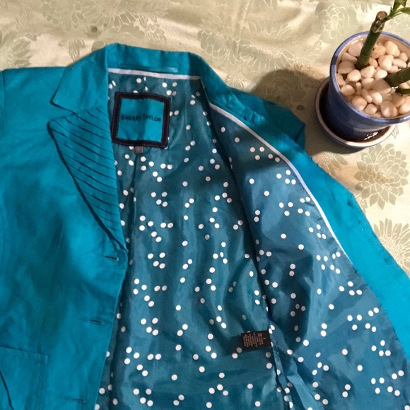 🌿Beautiful Blue Blazer - Picture 3 of 5